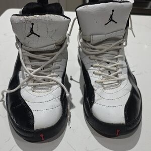 Air Jordan 12 Retro Taxi Sneakers Size 10